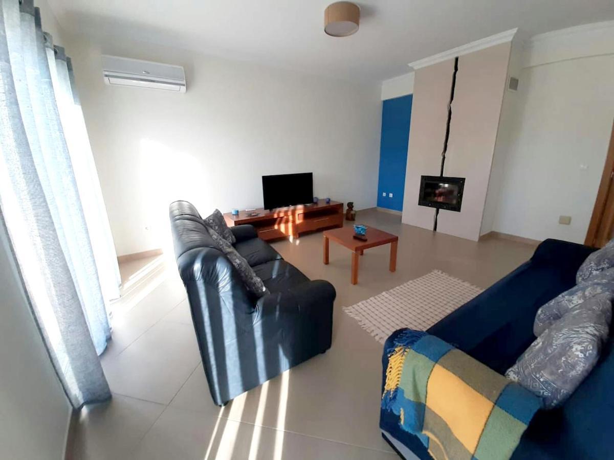 Spacious House In Aldeia Dos Pinheiros With Pool Azeitao Exteriör bild